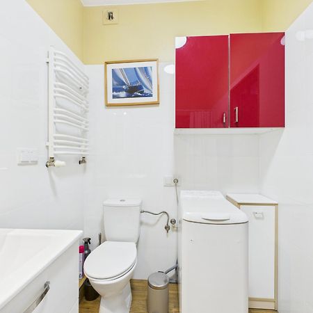 Apartamento Superapart Banderii 4 Varsovia Exterior foto