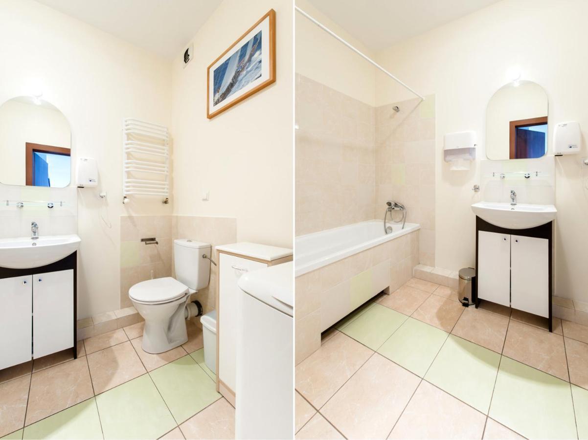 Apartamento Superapart Banderii 4 Varsovia Exterior foto